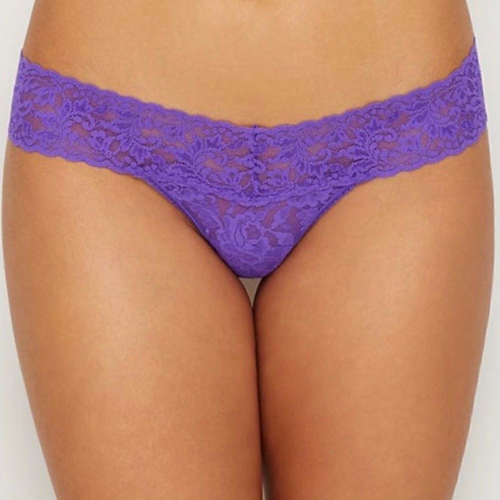 HANKY PANKY SIGNATURE LACE LOW RISE THONG 3pack